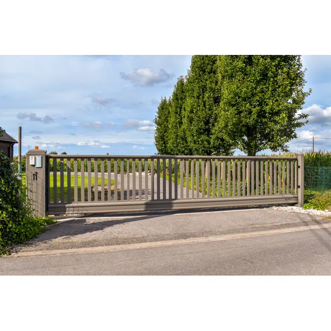 Terminus sliding gate