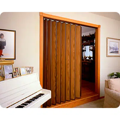 Imagem para Series 220 Commercial/Residential Accordion Door, Up to 8' 1" Height, Up to 8' 0" Width}