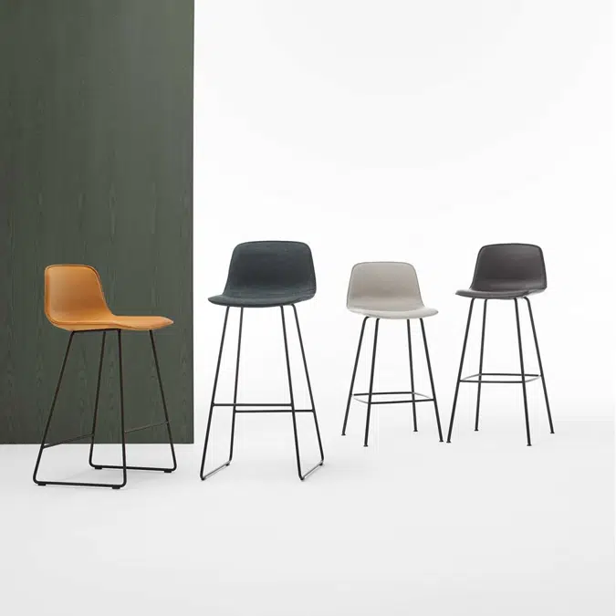 VAR0675 - High stool with 4 leg frame