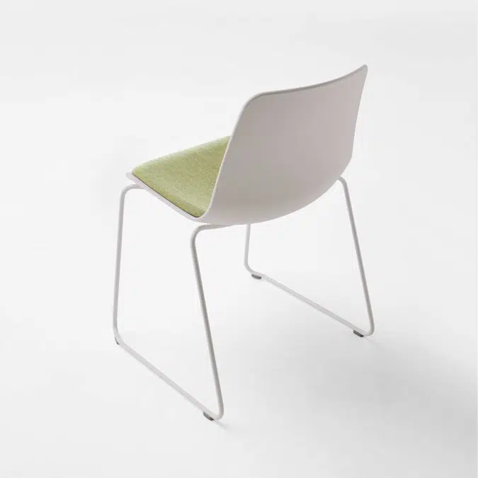 VAR0020 - Chair with sled frame