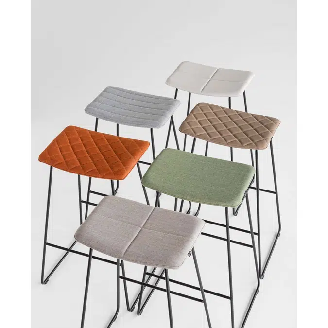 TAO0110 - Stool H.65cm (wooden seat)