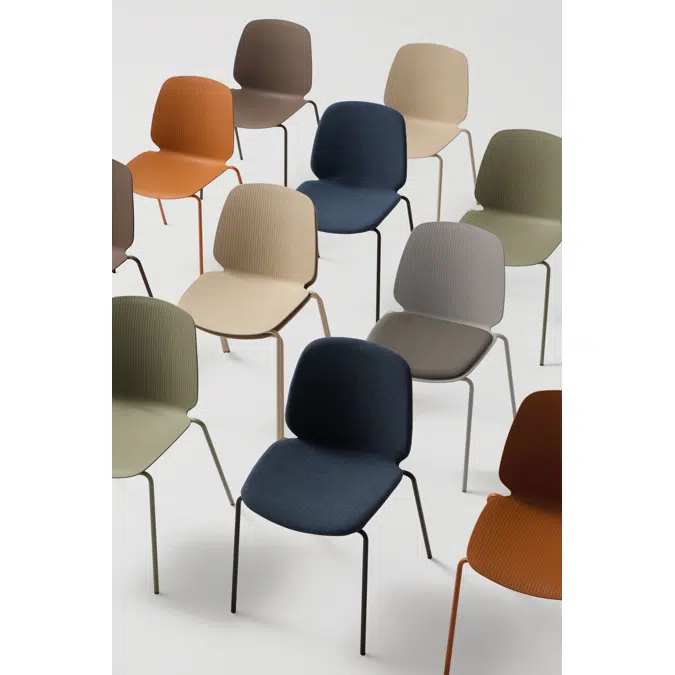 OSW0010 - Chair with 4 leg frame (stackable)