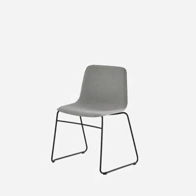 kuva kohteelle VXL0620 - Chair with sled frame (upholstered mono-shell)