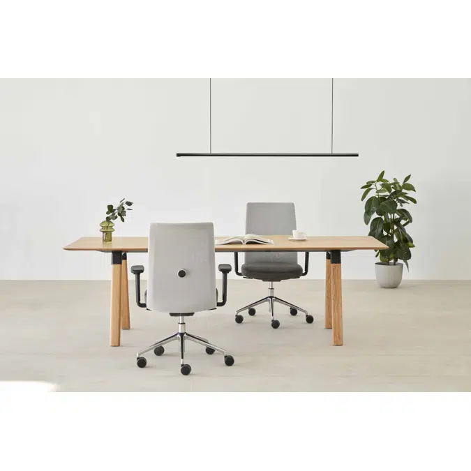 ESI0010 - Task chair with synchro mechanism and mesh backrest (white version)