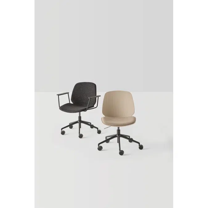 OSW0054 - Chair with 5 spoke aluminum swivel base on casters + gas lift