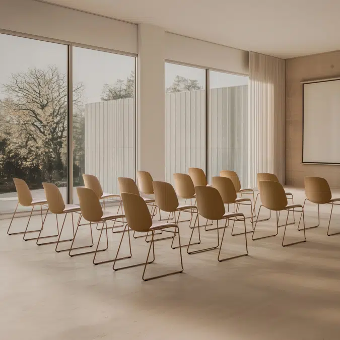 OSW0020 - Highly stackable chair with sled frame