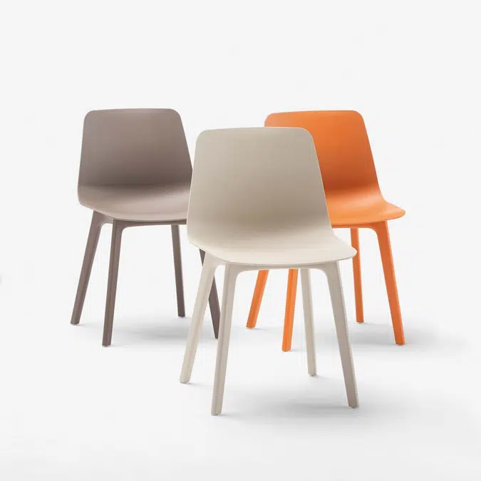 VAR0017 - Chair with plastic 4 leg frame