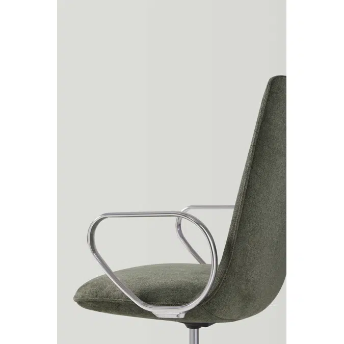 KOR0410 - Fauteuil avec dossier moyen (base à 5 branches en aluminium sur roulettes + vérin à gaz + basculant)