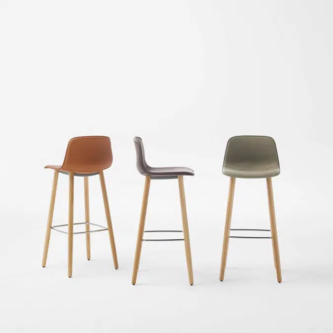 BIM objects - Free download! VAR0690MA - Medium stool with wooden 4 leg ...