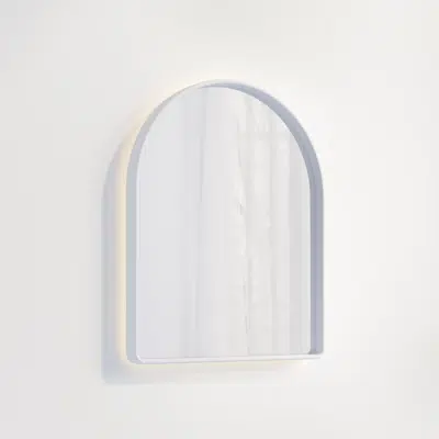 Arch Wall Mirror LED 600 x 750mm - Matte White (Solid Surface) için görüntü