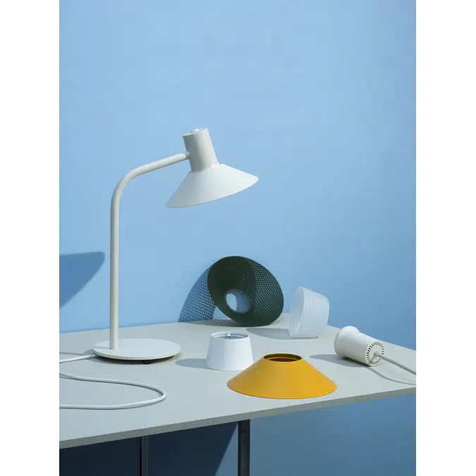 Compose table lamp