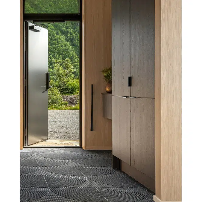Heymat Entry Mat Tile - Horizontal & Circular Black (Combination Series)