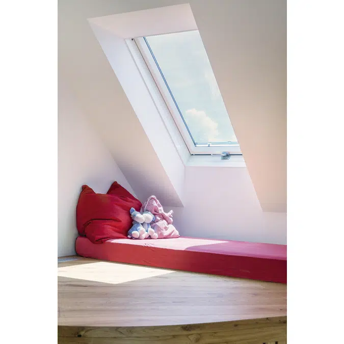 Window with raised axis of rotation FYU-V P2 proSky | FAKRO