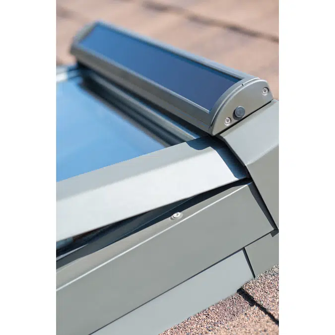 USA Solar powered deck mounted skylight FVS G31 | FAKRO