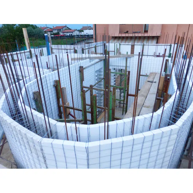 SINGLE CAST INSULATING CONCRETE MODULE 10+5NES42