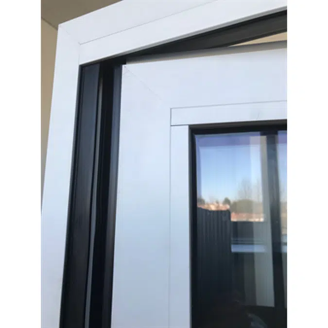 Grand Trafic Doors - Anti Finger Pinch version - Single outward opening with 2 fixed