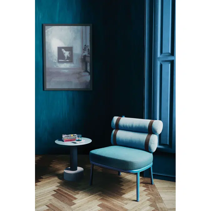 Roll Club Chair
