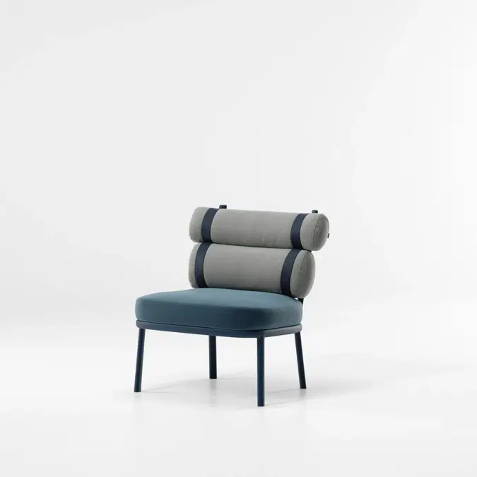 Roll Club Chair