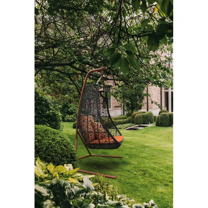 Kettal best sale egg swing