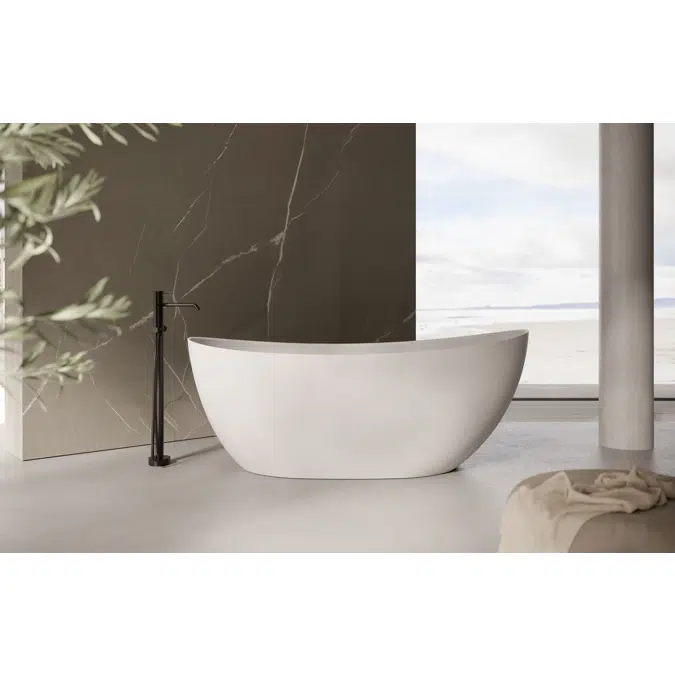 Seven free-standing bathtub in M-Solid and M-Lux