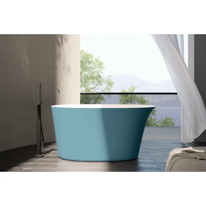Levante free-standing bathtub in M-Solid