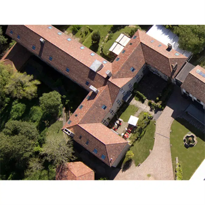 Barrel Roof Tile 40x20 Jacobea