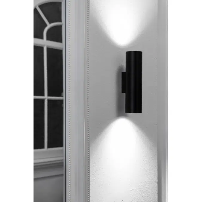 STAN 2L Black wall lamp