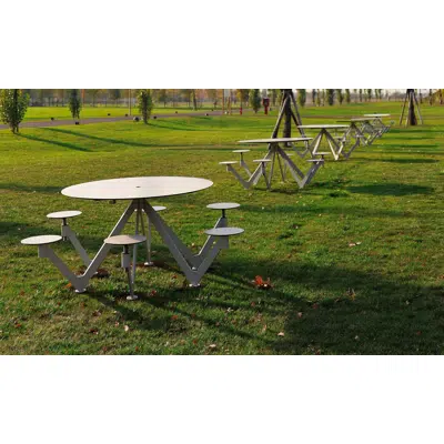 AIR CIRCLE TABLES WITH STOOLS图像