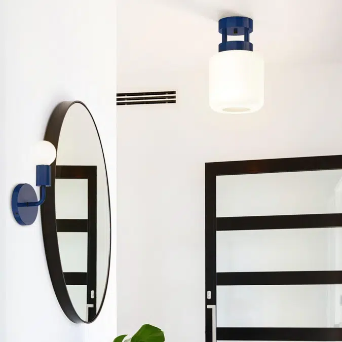 Color Snug Sconce