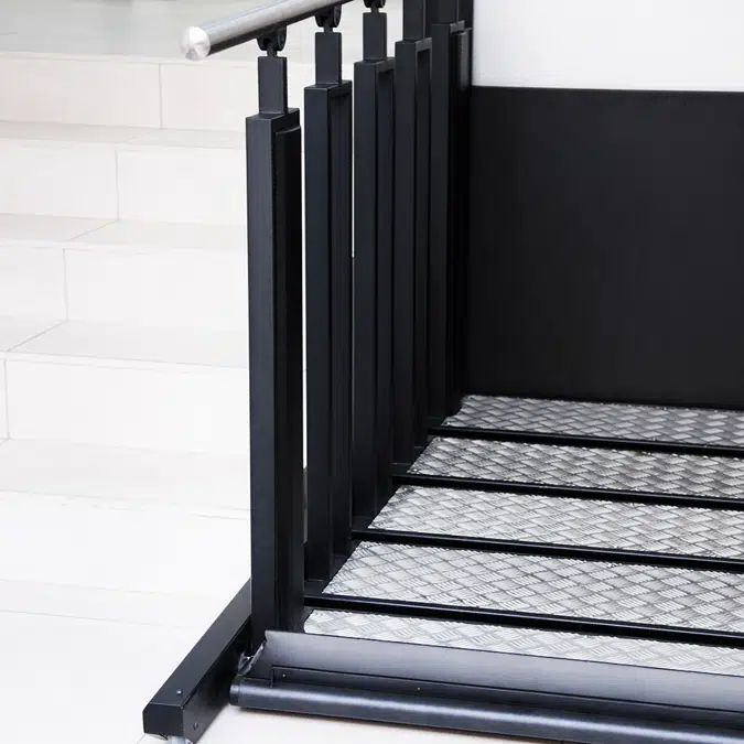 FlexStep: 5 Steps  - platform lift - lifting platform - lift for wheelchair users - combined stair and lift - easy to integrate