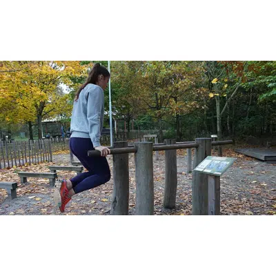 Wooden Outdoor Gym Bar图像