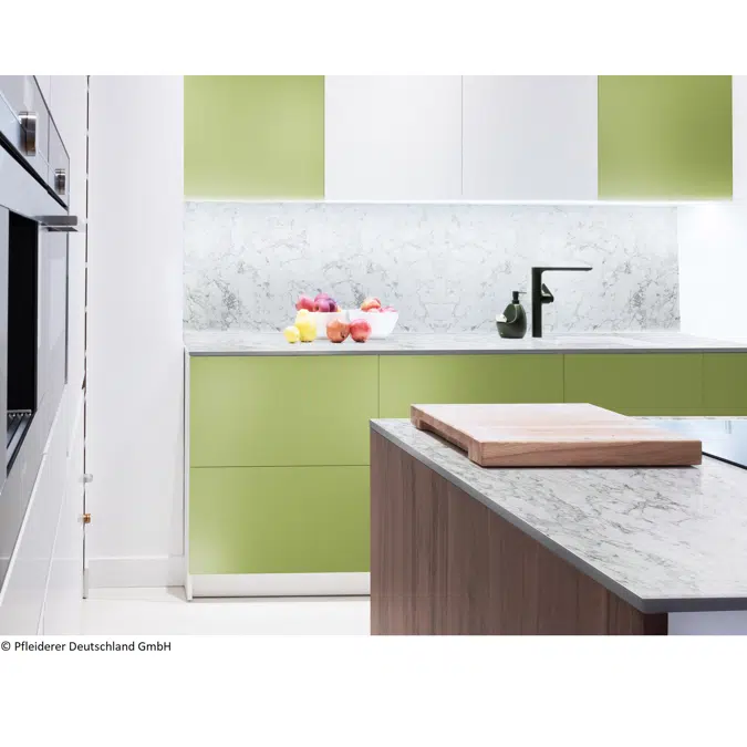 Moisture resistant, melamine faced chipboard (MFC) 13 mm: DecoBoard P3
