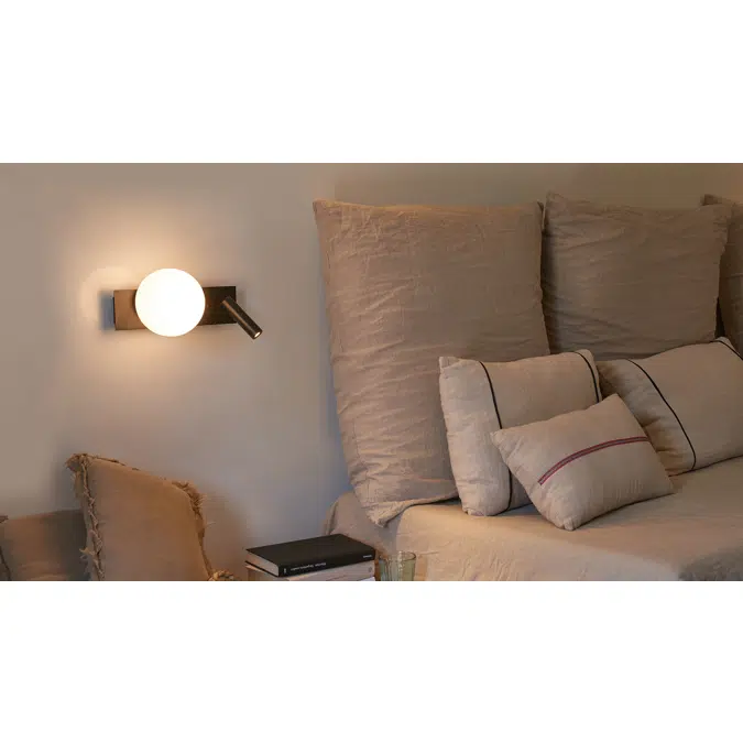 GLOS wall lamp