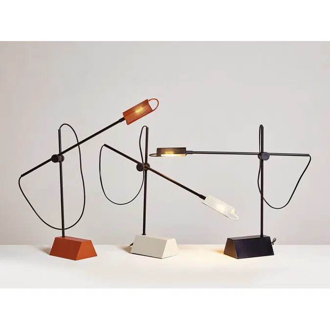 H2 table lamp