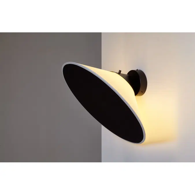 CIM A wall lamp