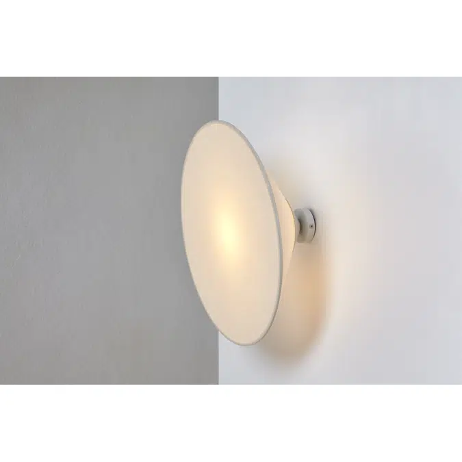 CIM A wall lamp