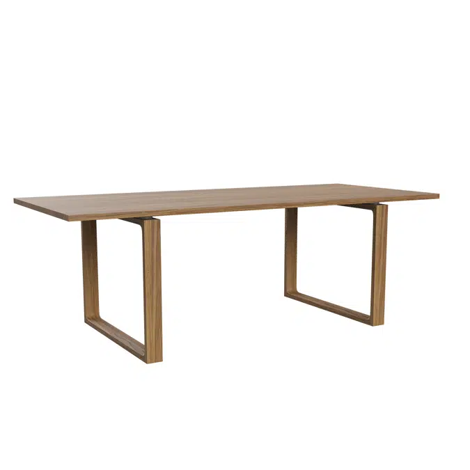 Essay™ Table CM21