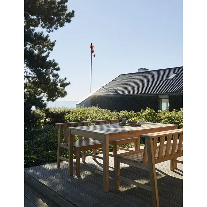 Cadence Bench