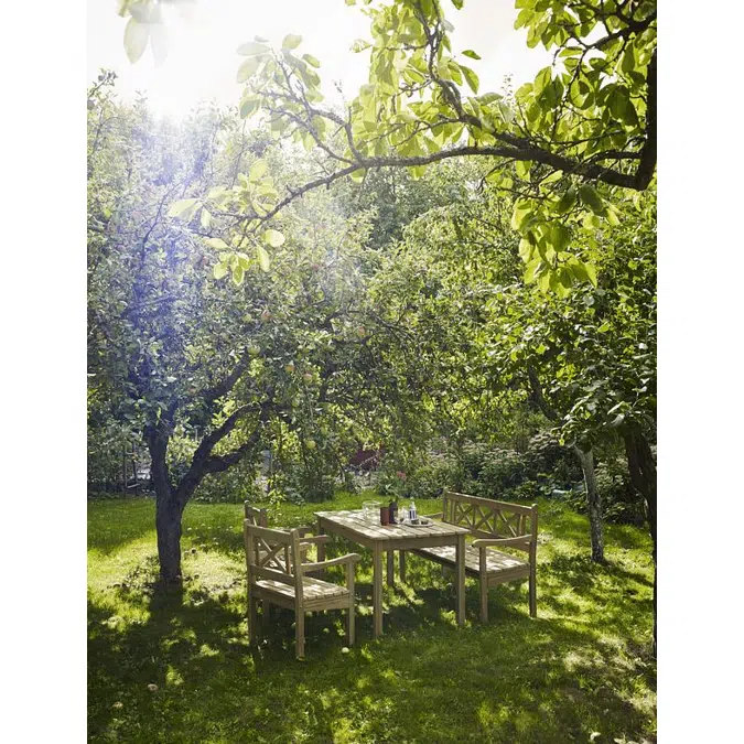 Skagen Table