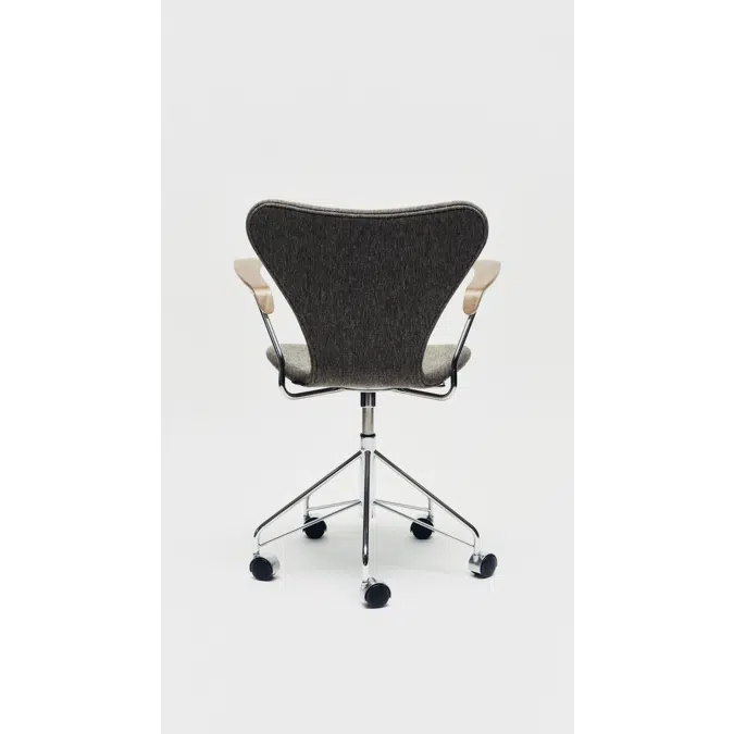 Series 7™ 3217-FullUph chair-Wooden armrest