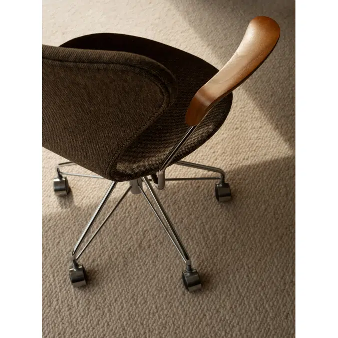 Series 7™ 3217-FullUph chair-Wooden armrest