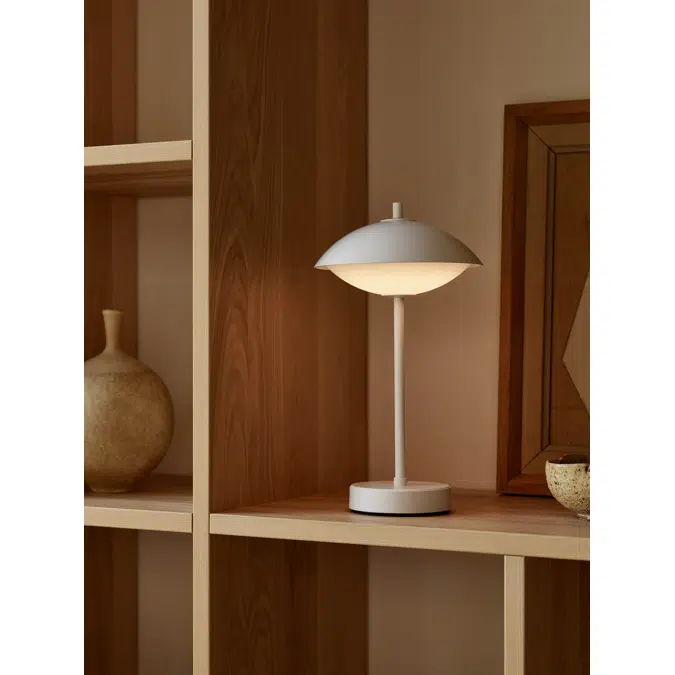 Clam Portable Lamp 