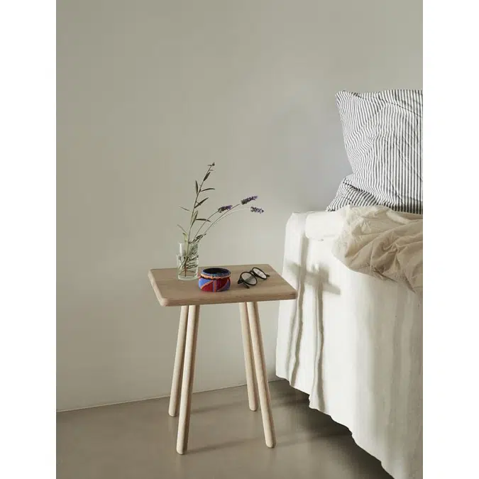 Georg Side Table