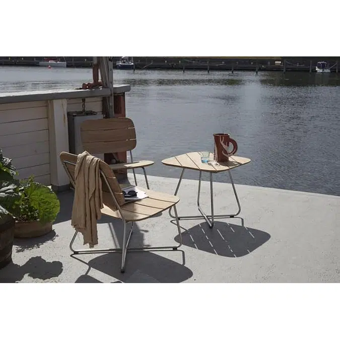 Lilium Lounge Table