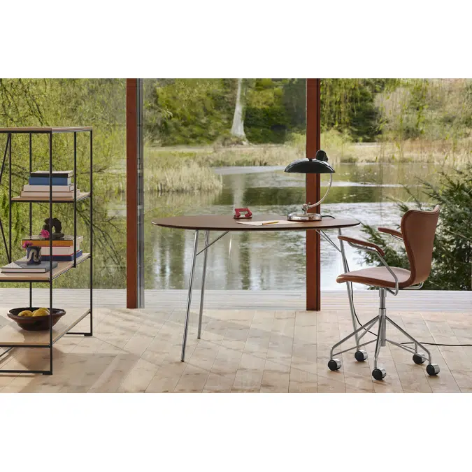 Egg™ Table