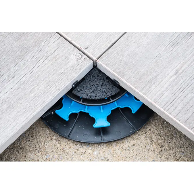 Essentiel Adjustable Paving Riser Pedestal