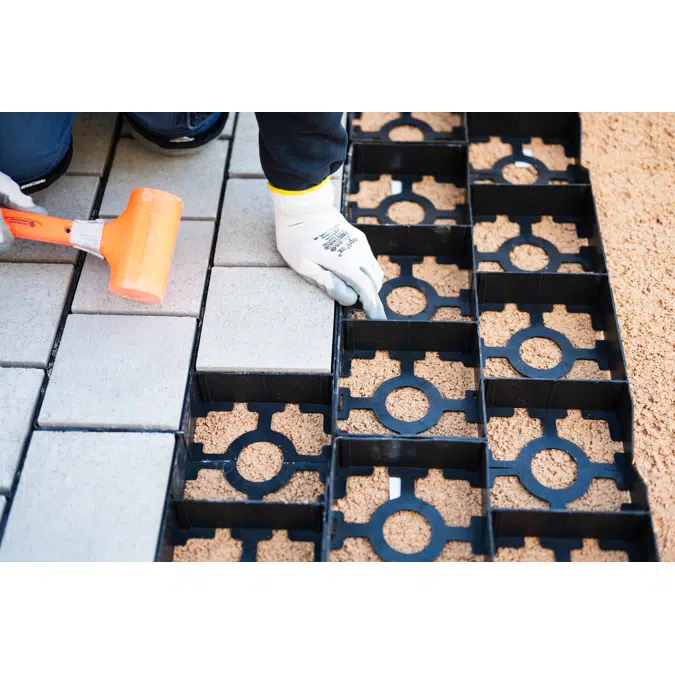 URBANIT Paving Blocks 6 Tiles Staggered Installation
