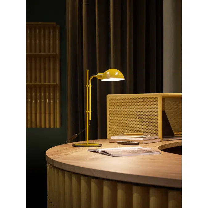 Funiculí Table