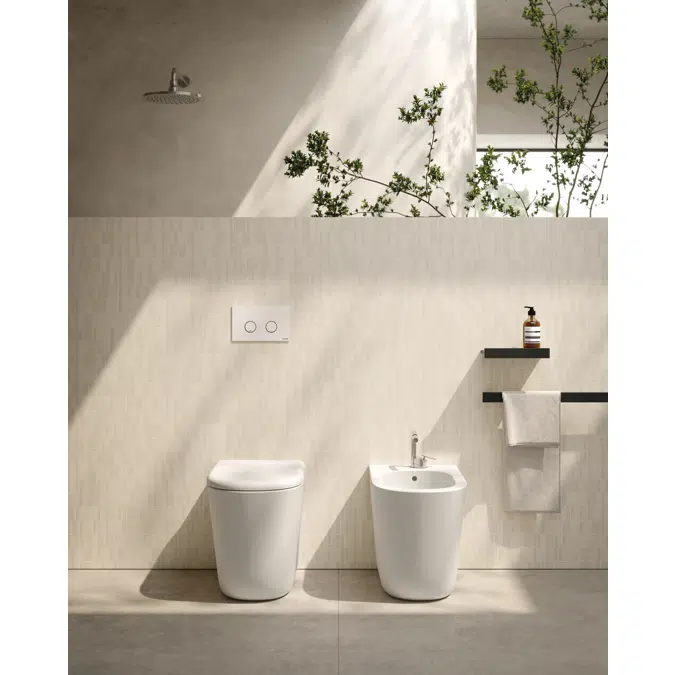 Lalita floor mounted toilet CLEANSTORM® LT001