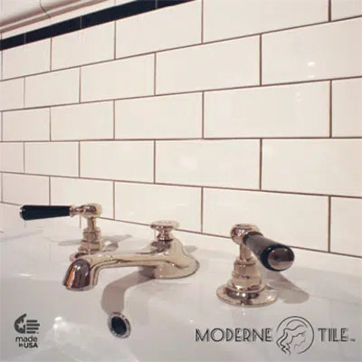 Classic base mouldings & trim (Moderne Tile by Heritage Tile)图像